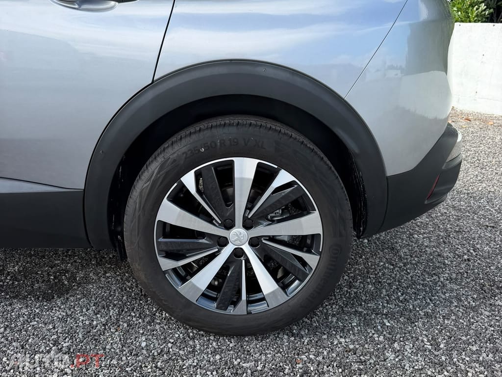 Peugeot 3008 1.5 BlueHDi Active