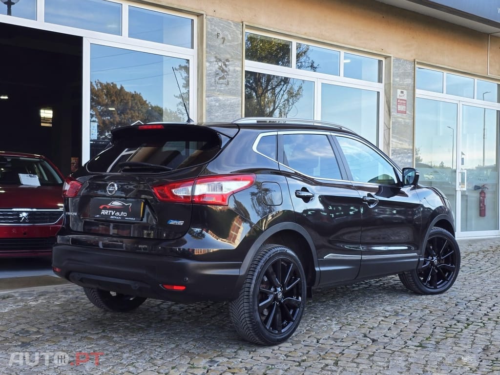 Nissan Qashqai 1.6 dCi Tekna Premium 17 360 S&S