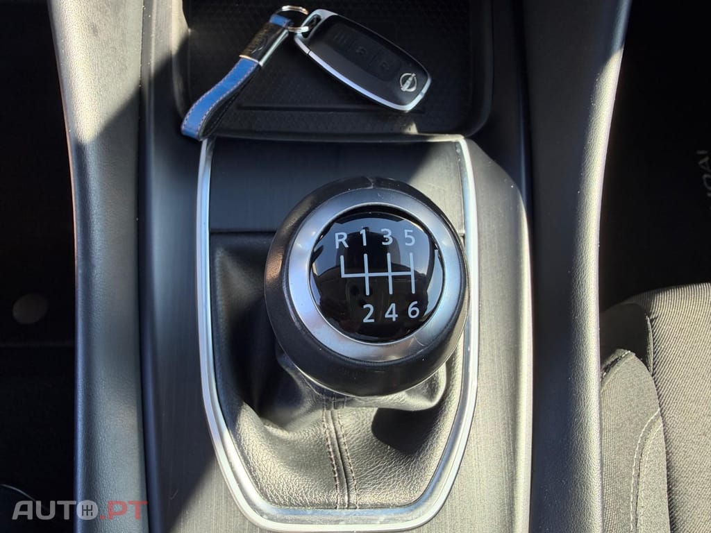 Nissan Qashqai 1.3 DIG-T N-Connecta LED