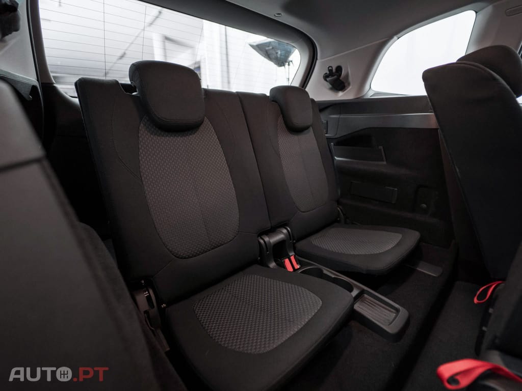 BMW 216 d Auto