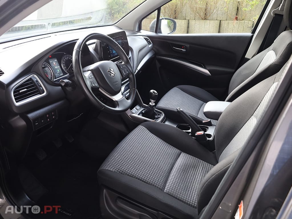 Suzuki S-Cross 1.4T S2 Mild-Hybrid