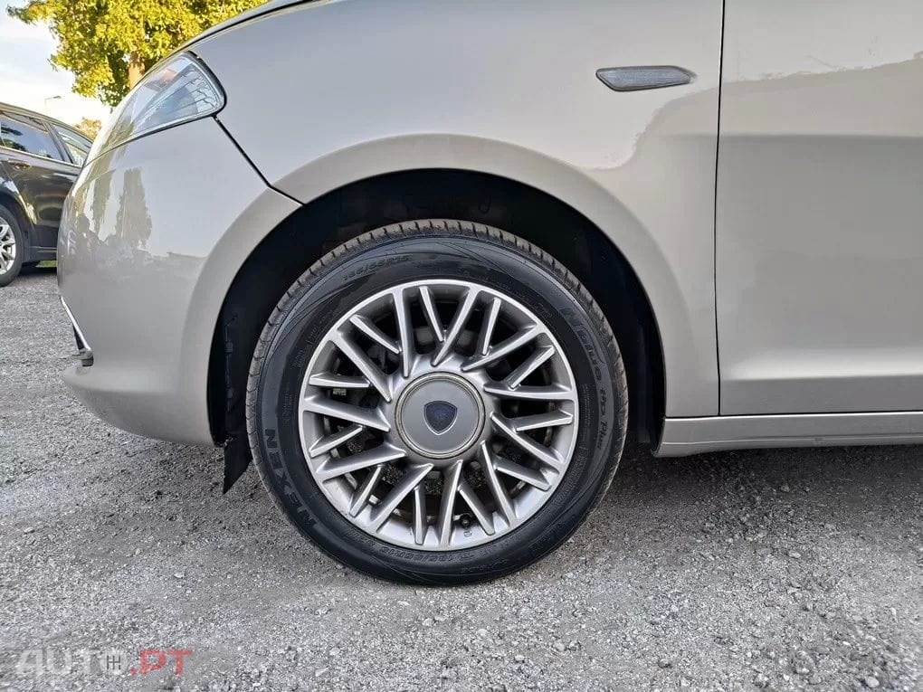 Lancia Ypsilon 1.2 S&S Fashion
