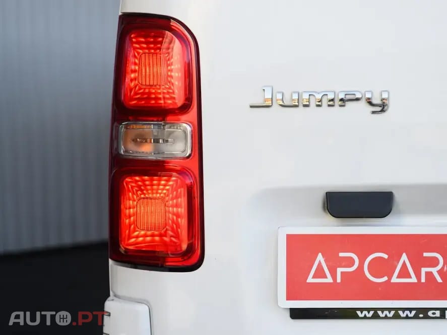 Citroen Jumpy Outro