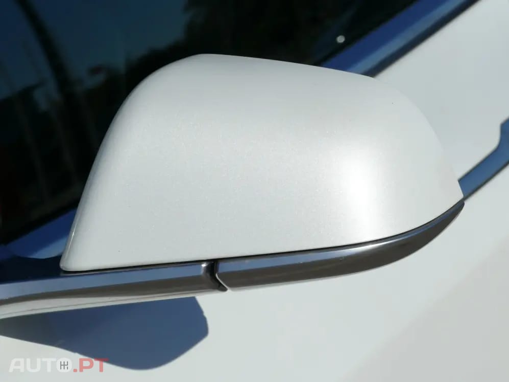 Tesla Model 3 Standard Range Plus RWD