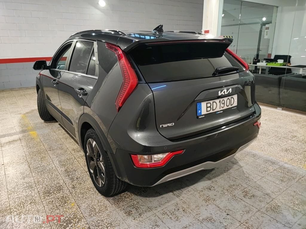 Kia Niro 64kWh Drive