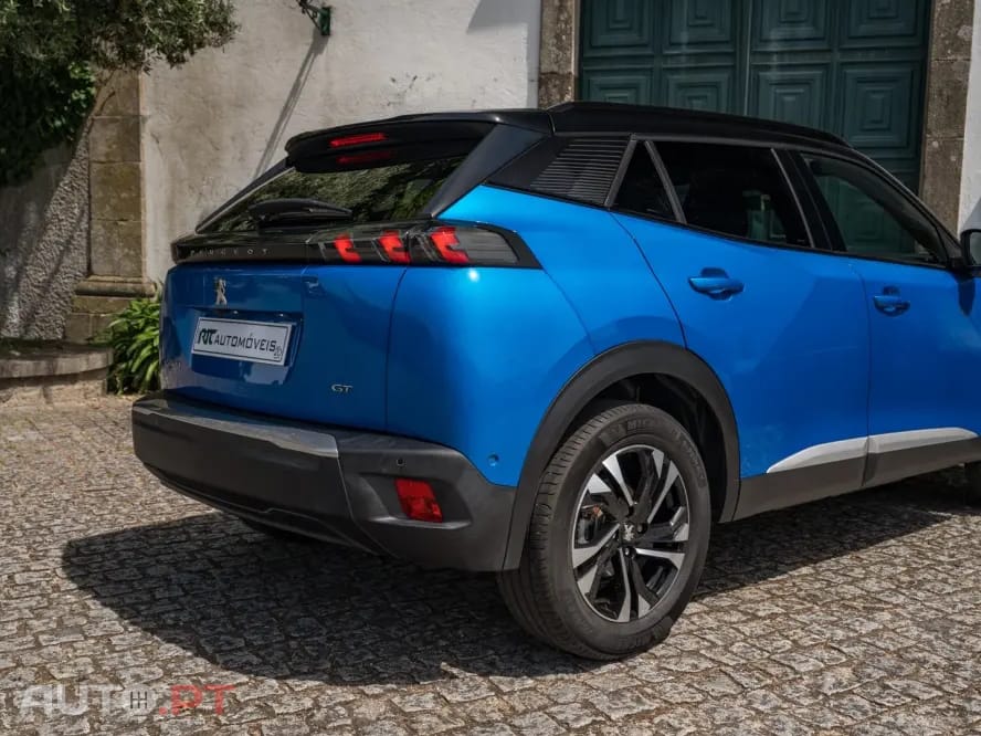 Peugeot E-2008 50 kWh GT