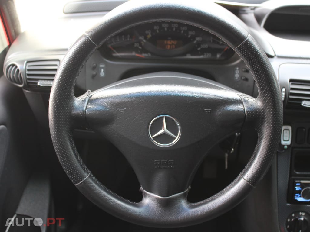 Mercedes-Benz Vaneo 1.7 CDi Family 7L