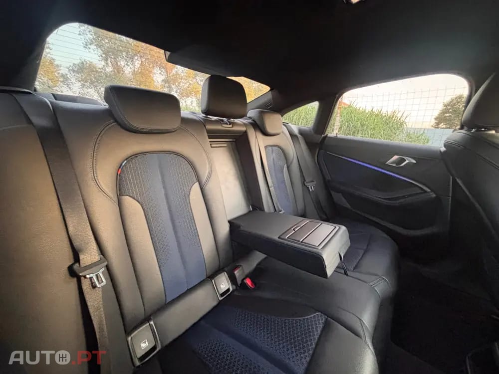BMW 216 d Pack Desportivo M