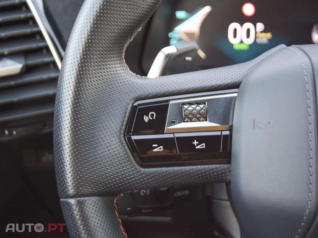 DS DS7 E-Tense 4x4 Performance Line +