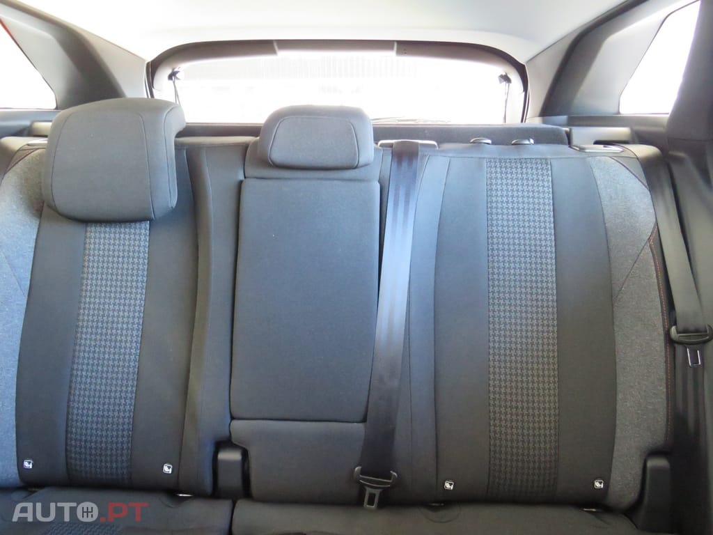 Peugeot 3008 1.5 BlueHDi Active Pack
