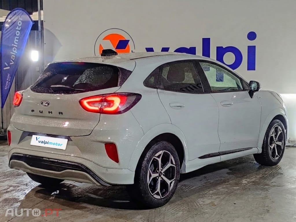 Ford Puma 1.0 EcoBoost mHEV ST-Line