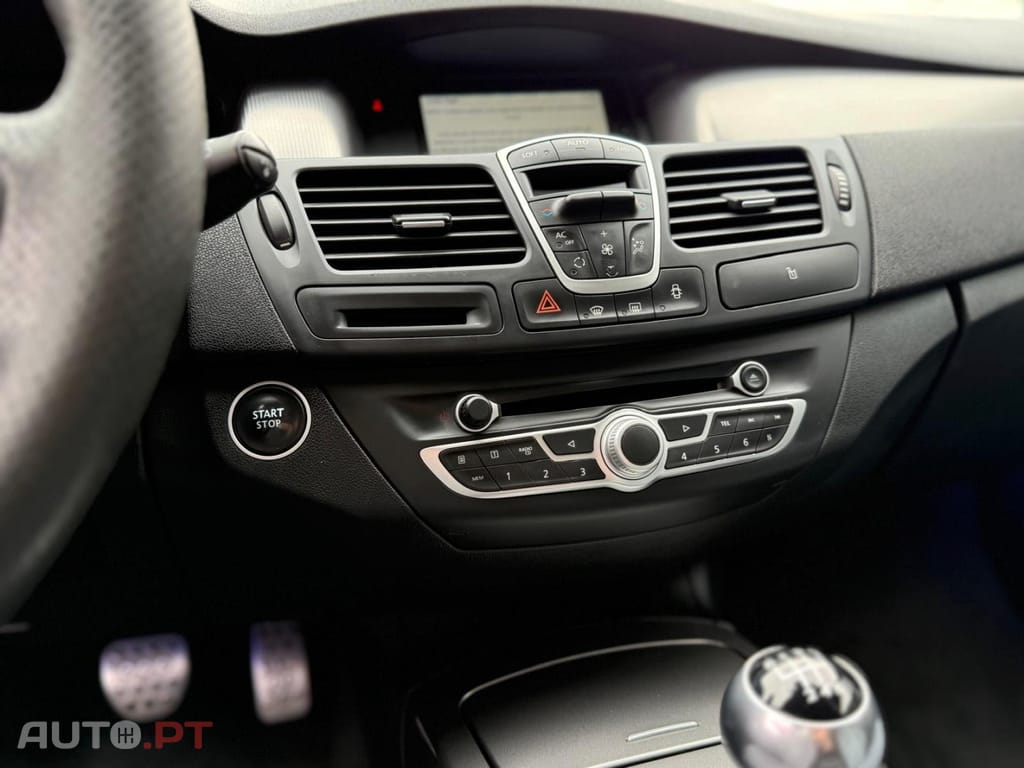 Renault Laguna 2.0 dCi GT