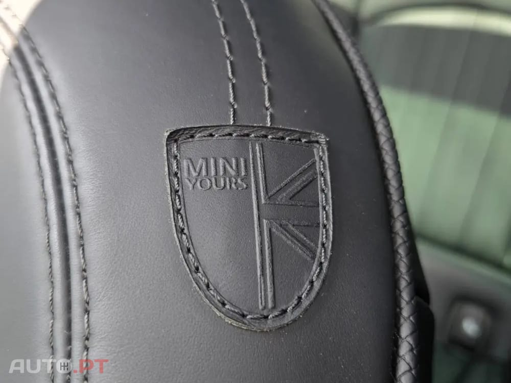 MINI Cooper Cooper SE Premium P. Resolute Edition