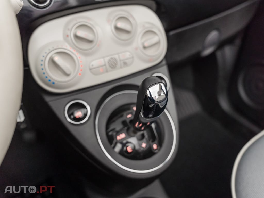 Fiat 500C 1.2 Lounge MTA