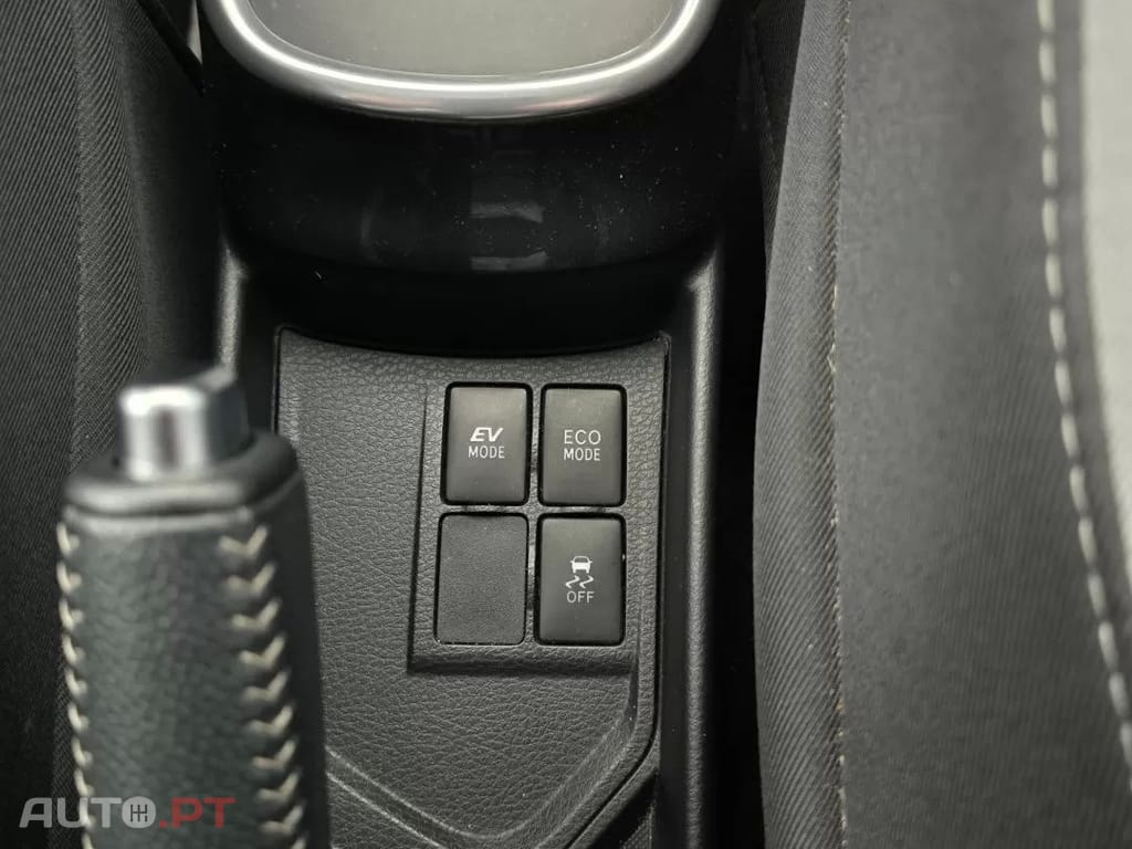 Toyota Yaris 1.5 HSD 20 Anos