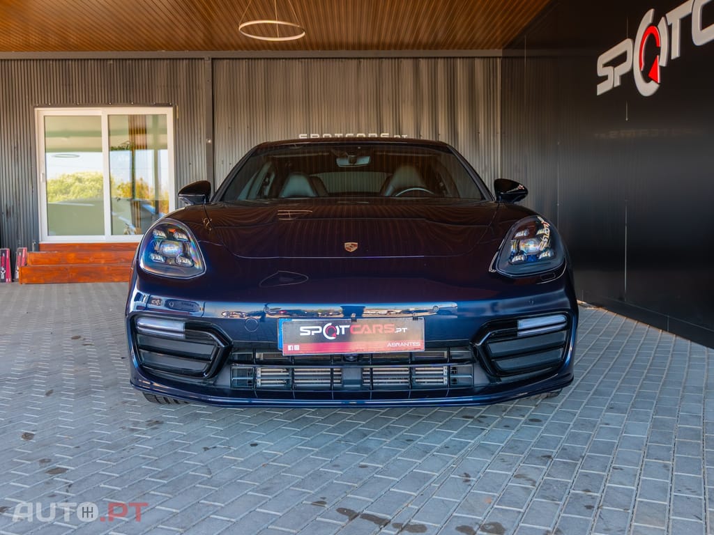Porsche Panamera 4 Executive