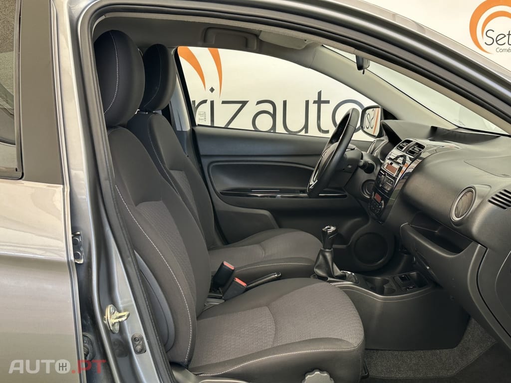 Mitsubishi Space Star 1.2 Intense Connect Edition