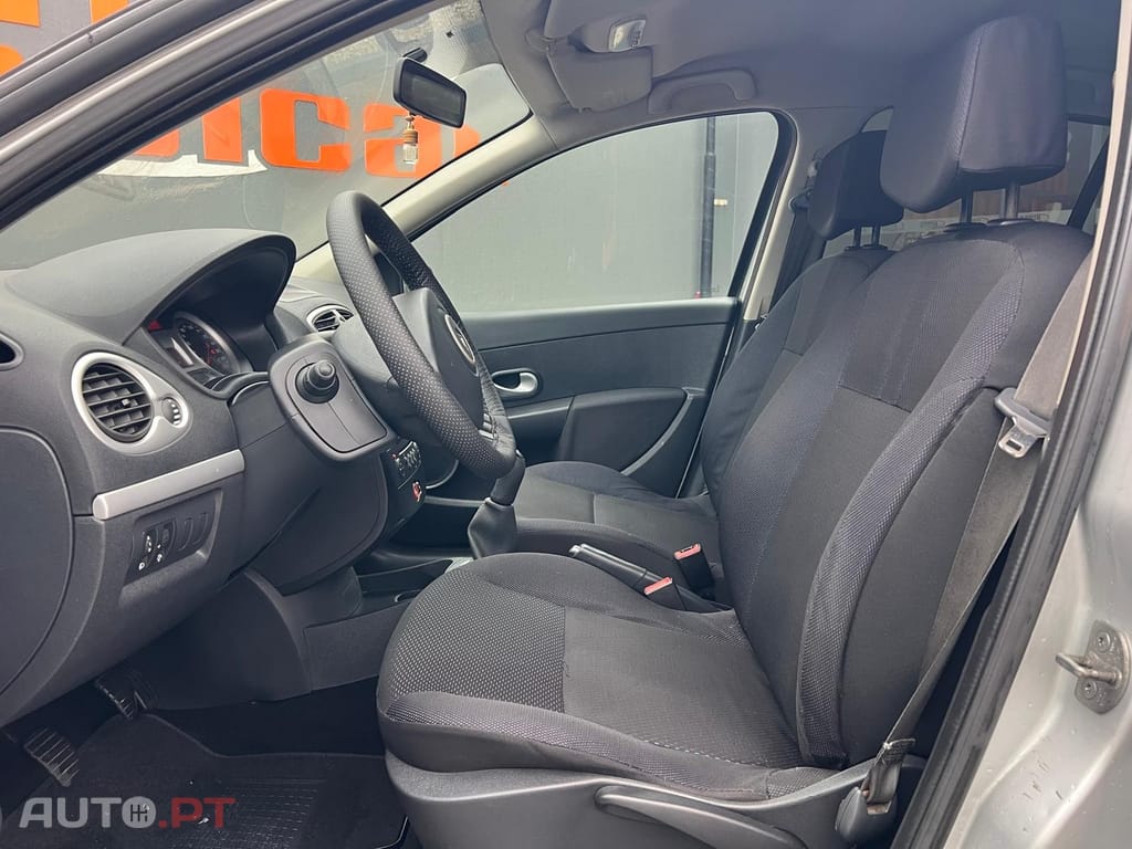 Renault Clio 1.2 16V Confort