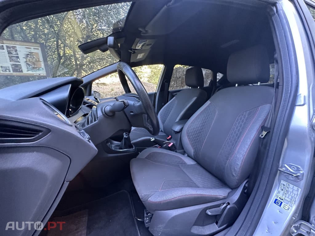 Ford Fiesta 1.0 EcoBoost S&S ST-LINE