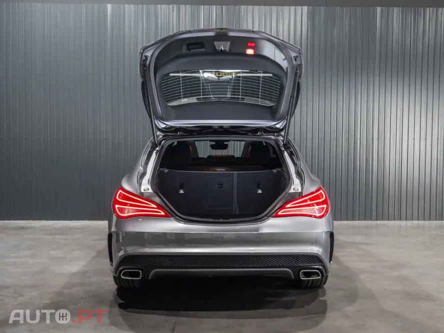 Mercedes-Benz CLA 220 d Shooting Brake AMG Line Aut.