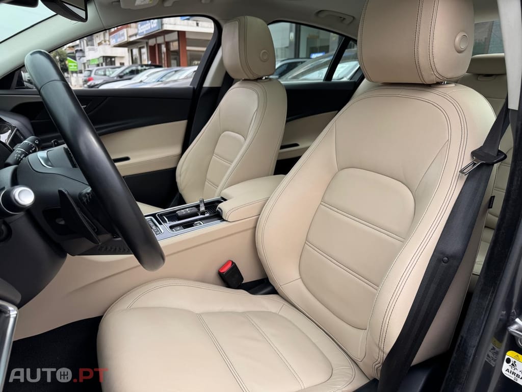 Jaguar XE 2.0 D R-Sport Aut.