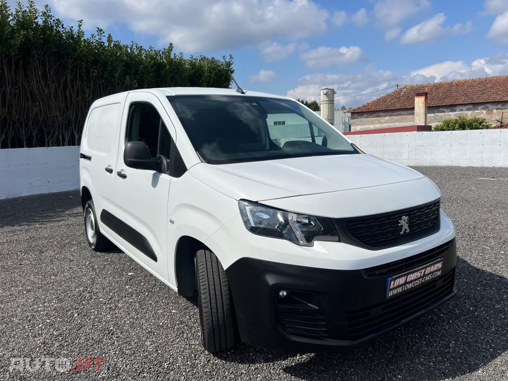 Peugeot Partner 1.5 BlueHDi Premium Standard