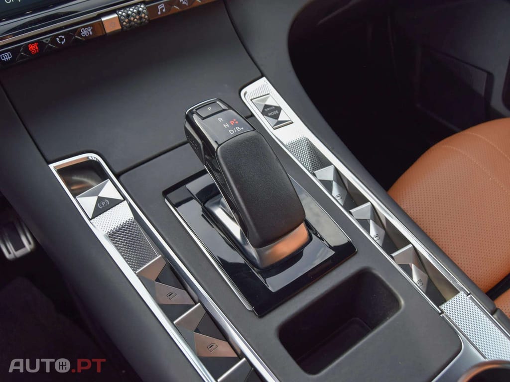 DS DS7 Crossback E- Tense 4x4 Opera