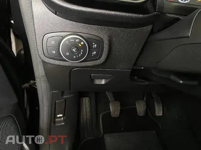 Ford Fiesta 1.1 Ti-VCT Titanium