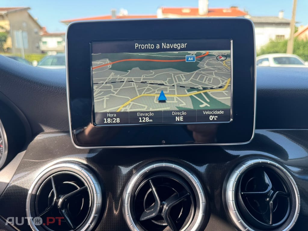 Mercedes-Benz CLA 180 d Shooting Brake