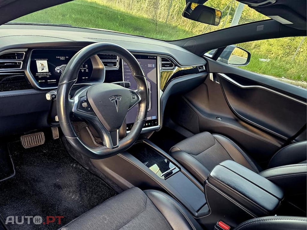 Tesla Model S 75 D