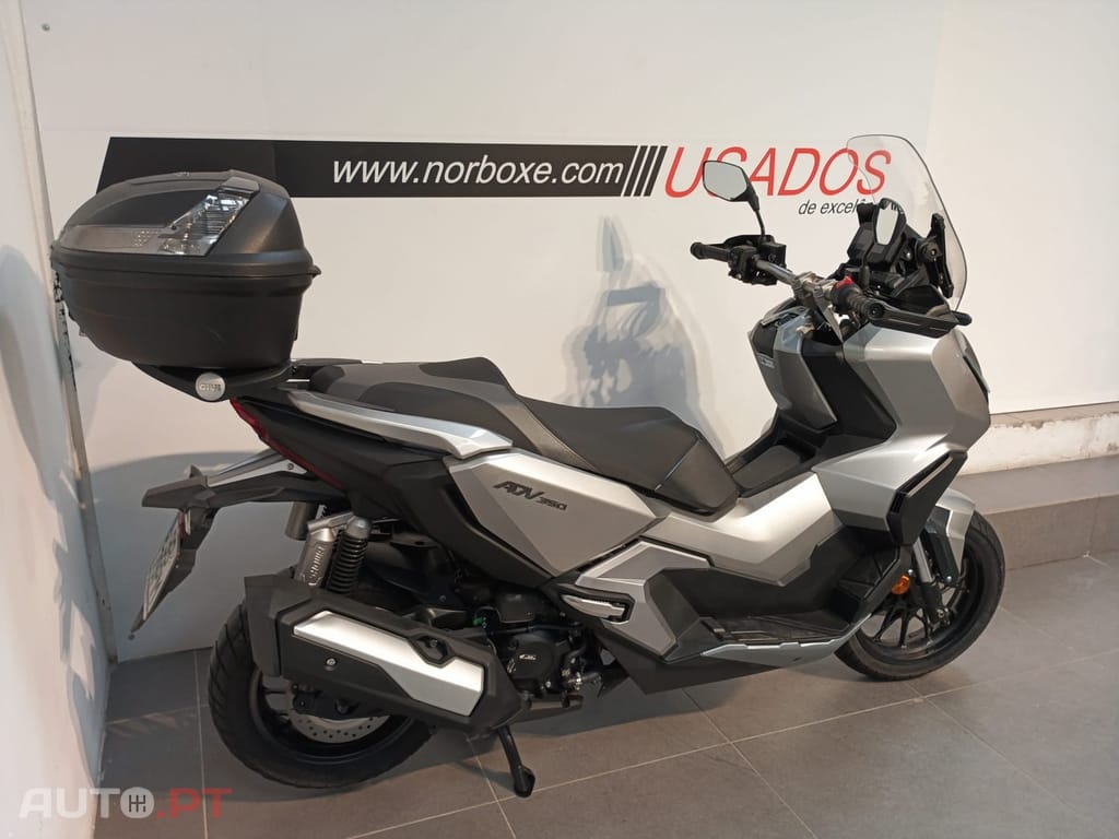 Honda ADV 350