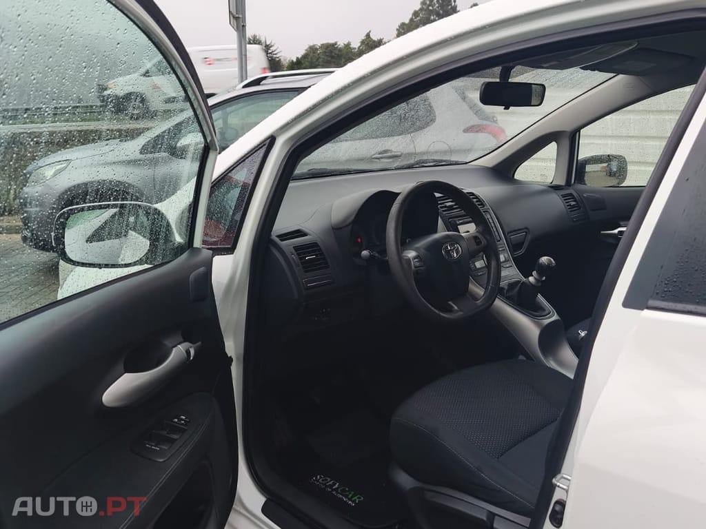 Toyota Auris D4-D Active