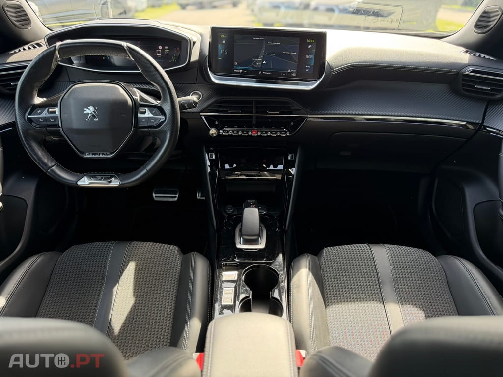Peugeot E-2008 50 kWh GT