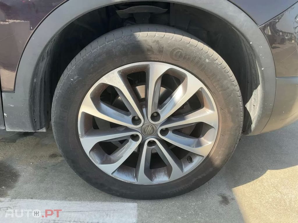 Nissan Qashqai 1.6 dCi Tekna Pele