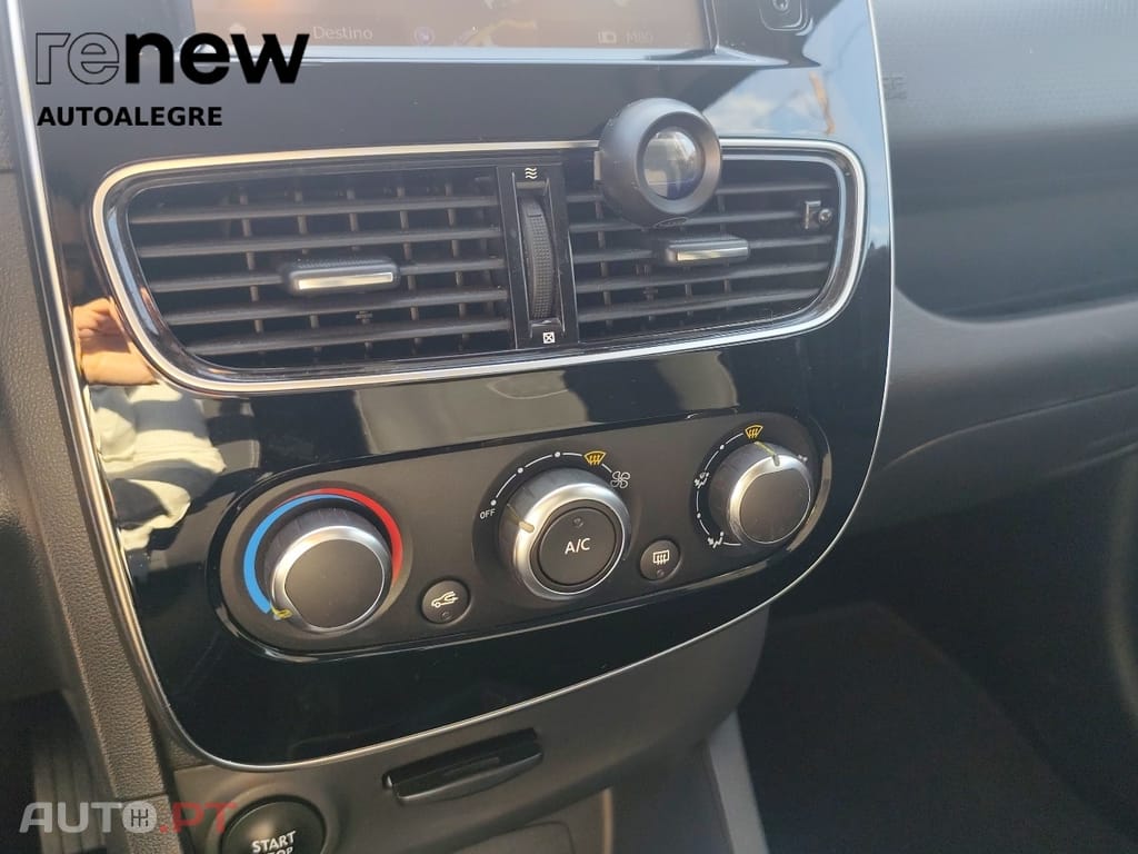 Renault Clio Sport Tourer Limited Tce