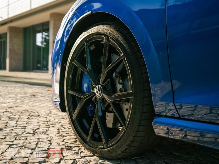 Volkswagen Golf 2.0 TSI R DSG