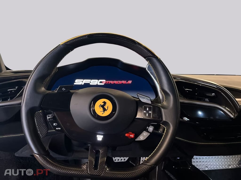 Ferrari SF90 I.V.A DEDUTIVEL 