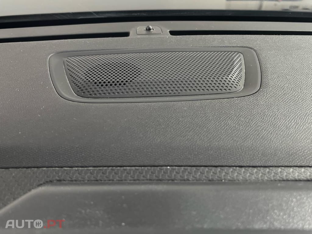 Citroen C4 1.2 PureTech Shine EAT8