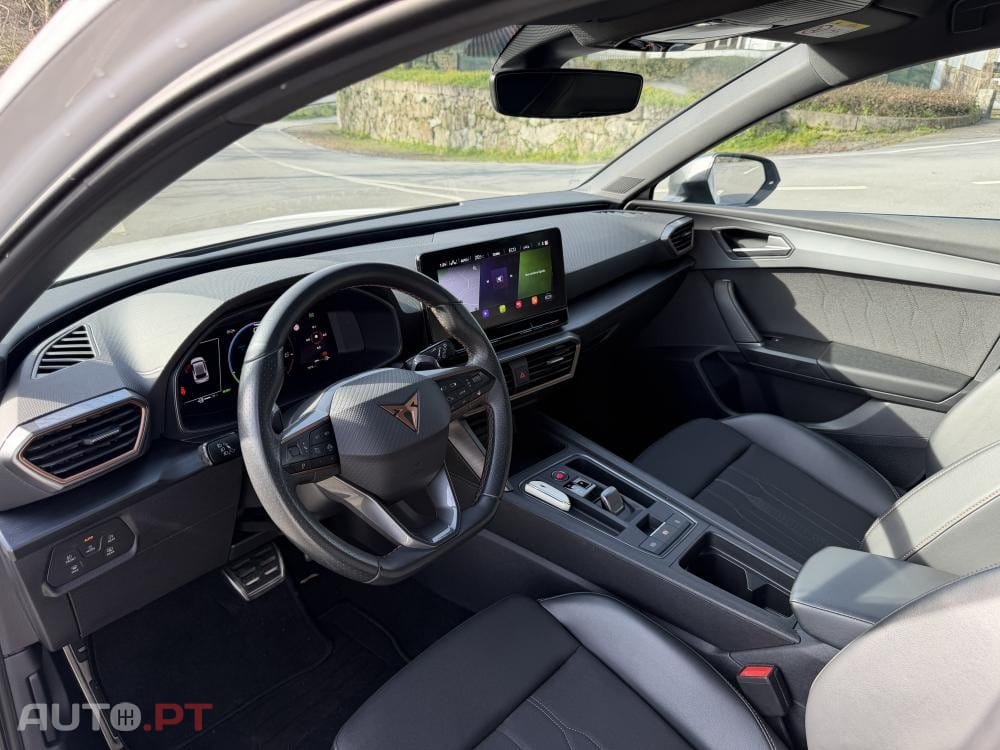 Cupra Leon 1.4 e-Hybrid VZ DSG