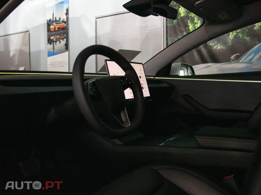 Tesla Model 3 Tração Traseira Premium