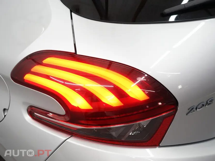 Peugeot 208 1.6 BlueHDi Active