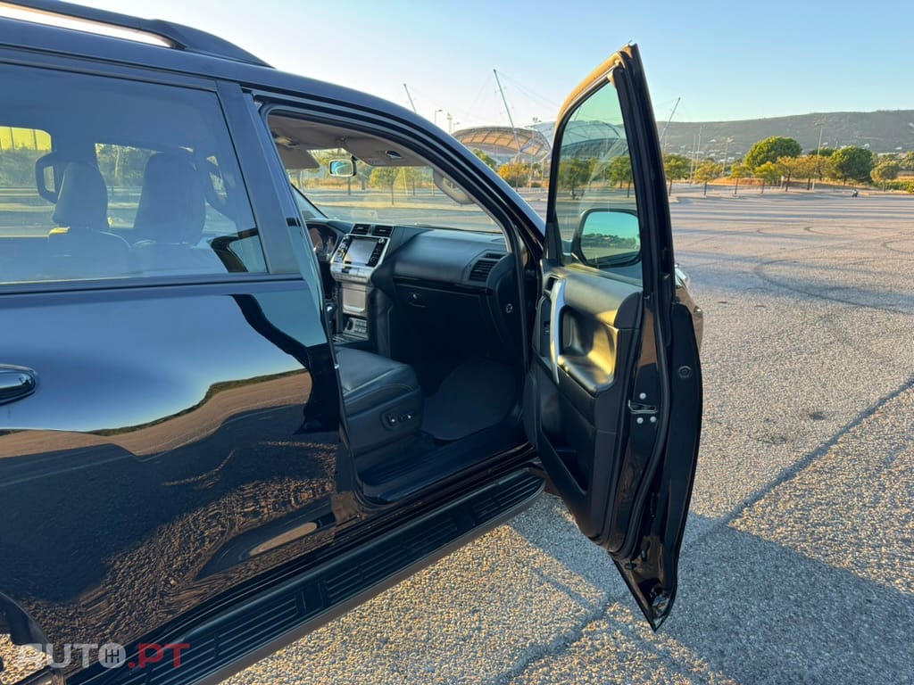 Toyota Land Cruiser 2.8 D-4D CA