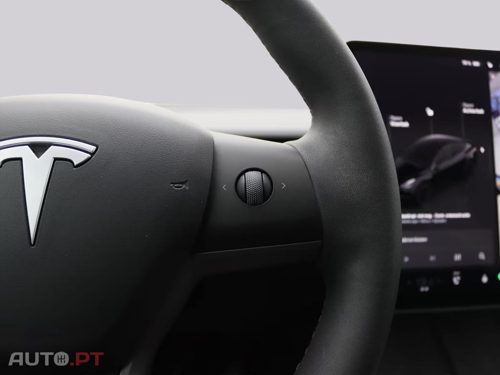 Tesla Model Y Performance AWD I.V.A DEDUTIVEL