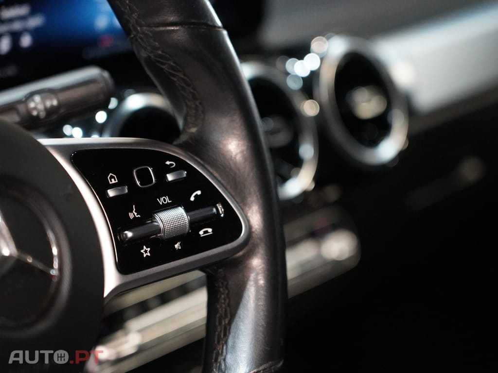 Mercedes-Benz GLB 200 d DCT