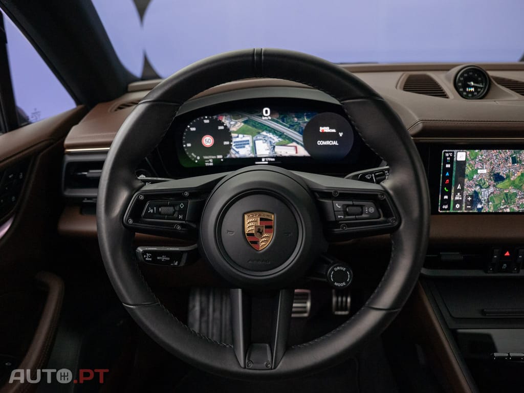 Porsche Macan Electric 4