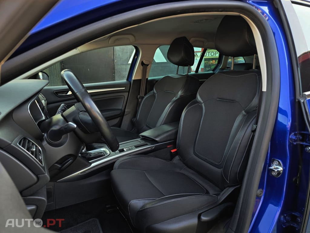 Renault Mégane Sport Tourer BLUE dCi 115 EDC INTENS