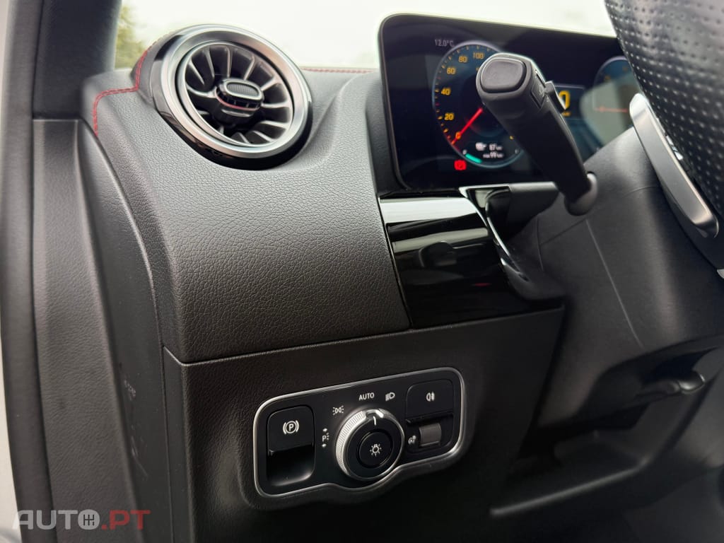 Mercedes-Benz EQA 250 AMG Line