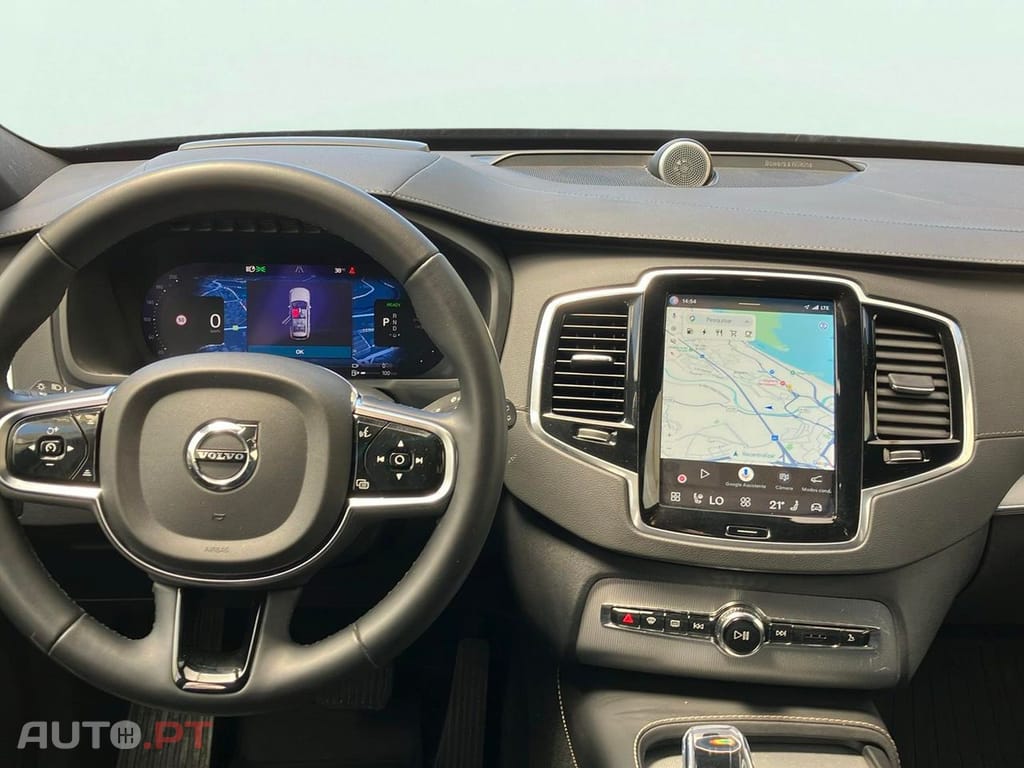Volvo XC90 2.0 T8 PHEV Ultimate Dark AWD