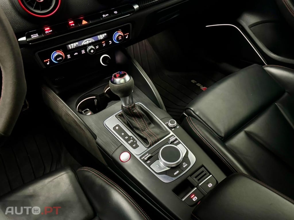 Audi RS3 2.5 TFSI quattro S tronic