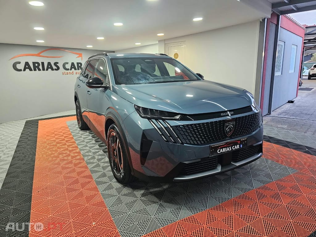 Peugeot E-5008 73 kWh Allure